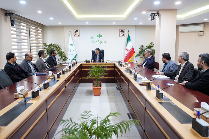 نشست مدیران موسسه دانش بنیان برکت با فتاح