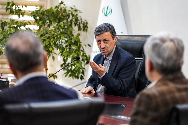 نشست مدیران موسسه دانش بنیان برکت با فتاح