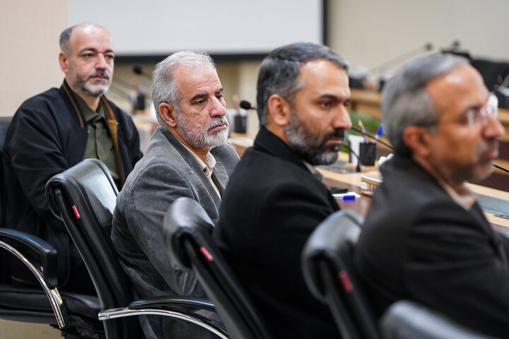 نشست مدیران موسسه دانش بنیان برکت با فتاح