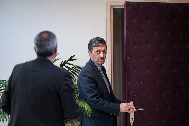 نشست مدیران موسسه دانش بنیان برکت با فتاح