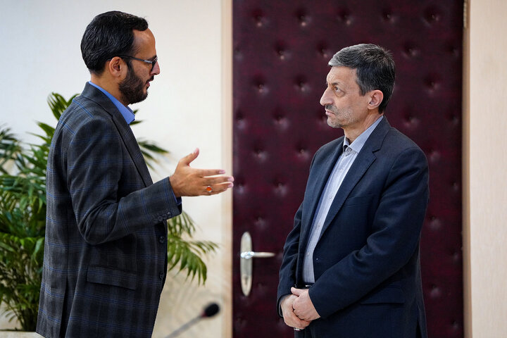 نشست مدیران موسسه دانش بنیان برکت با فتاح