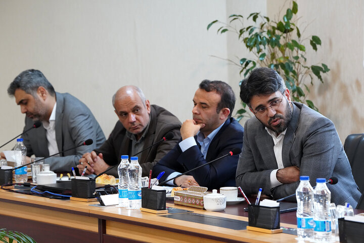 اولین جلسه شورای مدیران ارشد ستاد اجرایی فرمان امام در سال ١۴٠٣