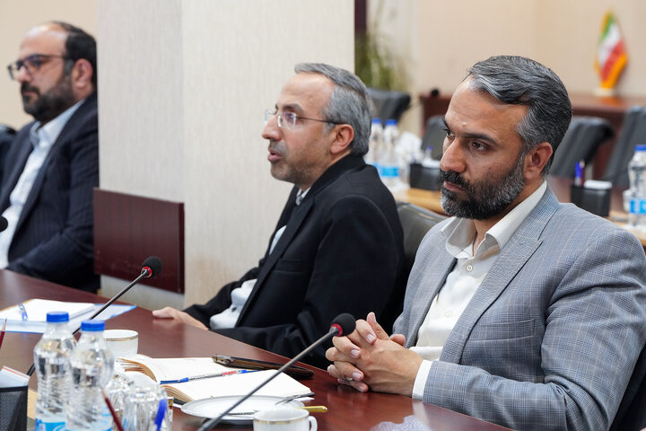 اولین جلسه شورای مدیران ارشد ستاد اجرایی فرمان امام در سال ١۴٠٣