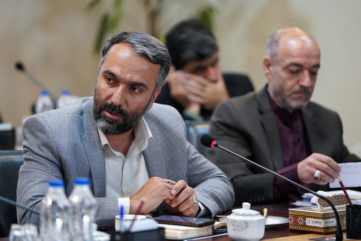 اولین جلسه شورای مدیران ارشد ستاد اجرایی فرمان امام در سال ١۴٠٣