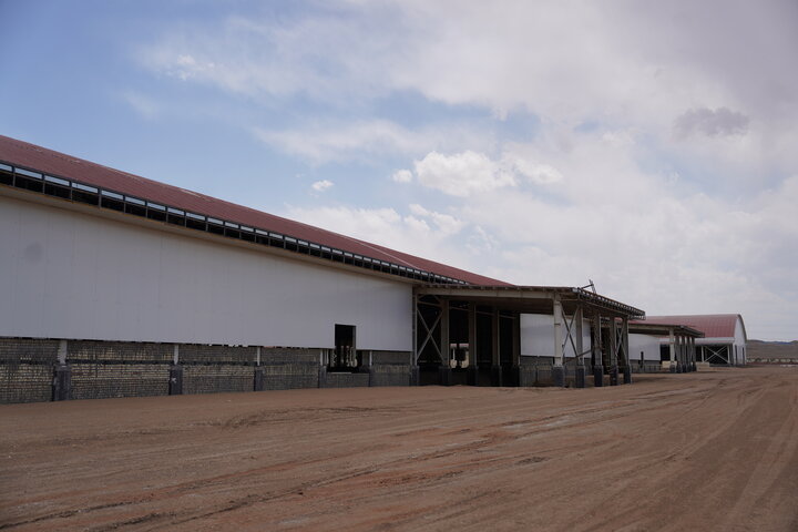 بازدید فتاح از کارخانه نساجی پارچه چادر مشکی قم