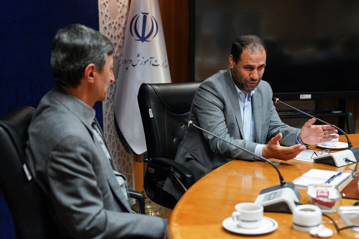 دیدار رئیس ستاد اجرایی فرمان امام با وزیر آموزش و پرورش