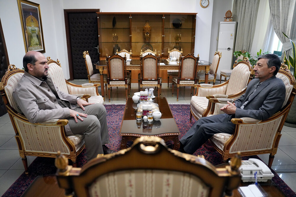 دیدار رئیس ستاد اجرایی فرمان امام با معاون اجرایی رئیس جمهور