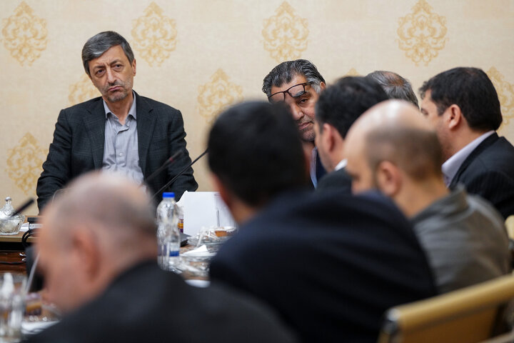 جلسه بررسی عملکرد موسسه دانش بنیان برکت با رئیس ستاد اجرایی فرمان امام