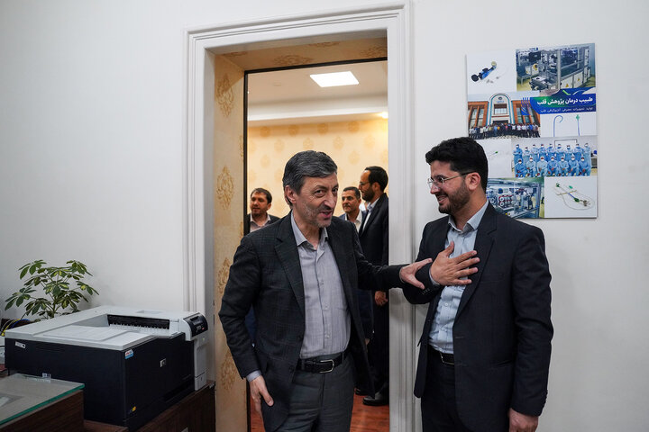 جلسه بررسی عملکرد موسسه دانش بنیان برکت با رئیس ستاد اجرایی فرمان امام