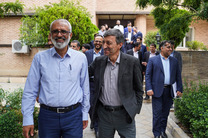 جلسه بررسی عملکرد موسسه دانش بنیان برکت با رئیس ستاد اجرایی فرمان امام