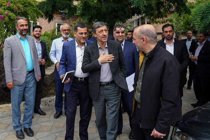 جلسه بررسی عملکرد موسسه دانش بنیان برکت با رئیس ستاد اجرایی فرمان امام