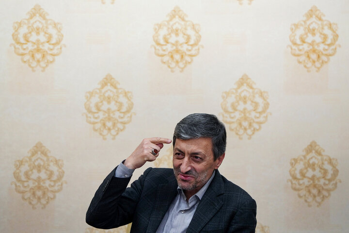 جلسه بررسی عملکرد موسسه دانش بنیان برکت با رئیس ستاد اجرایی فرمان امام