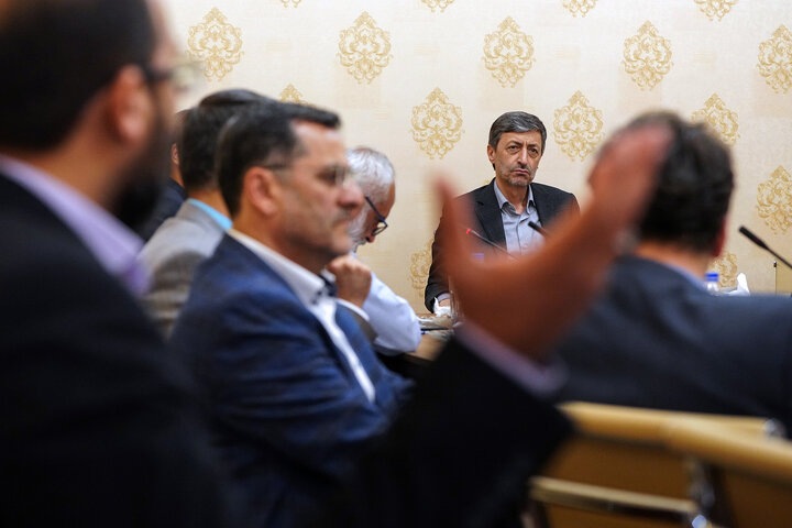 جلسه بررسی عملکرد موسسه دانش بنیان برکت با رئیس ستاد اجرایی فرمان امام