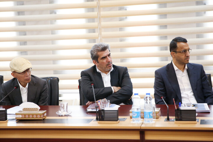 جلسه بررسی عملکرد گروه توسعه صنعت و معدن تدبیر