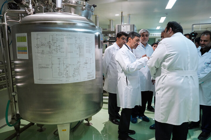 رونمایی از ۵ داروی ضد سرطان گروه سلامت و دارویی برکت