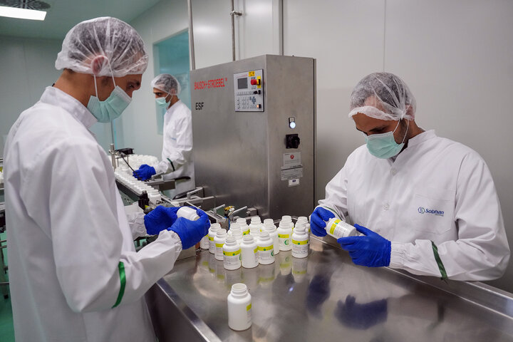 رونمایی از ۵ داروی ضد سرطان گروه سلامت و دارویی برکت