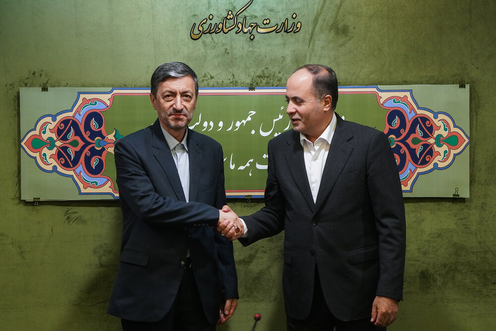 نشست مشترک رئیس ستاد اجرایی فرمان امام با وزیر جهاد کشاورزی