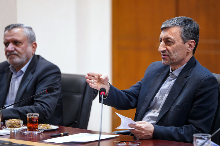 ديدار وزیر امور خارجه عمان با رئیس ستاد اجرایی فرمان امام