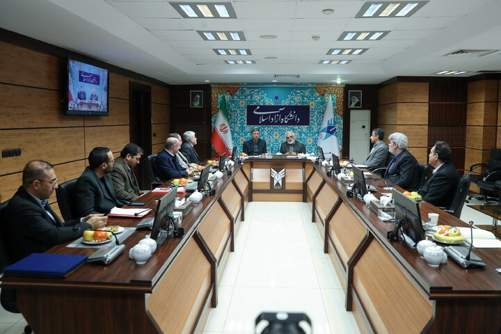 دیدار رئیس ستاد اجرایی فرمان امام با رئیس دانشگاه آزاد اسلامی