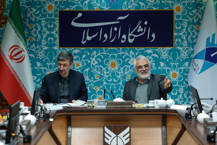 دیدار رئیس ستاد اجرایی فرمان امام با رئیس دانشگاه آزاد اسلامی