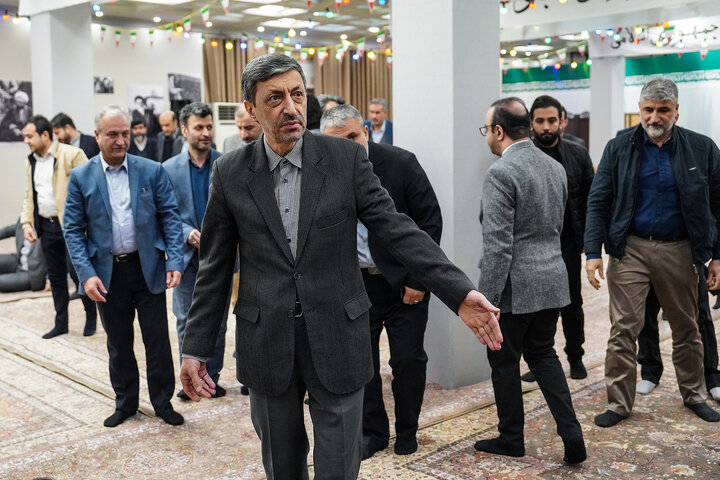 مراسم گرامیداشت دهه فجر در ستاد اجرایی فرمان امام