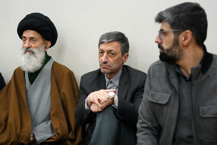 مراسم گرامیداشت دهه فجر در ستاد اجرایی فرمان امام