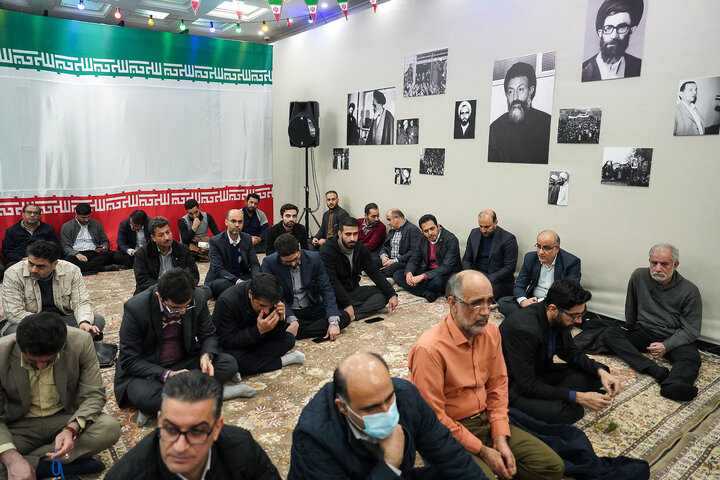 مراسم گرامیداشت دهه فجر در ستاد اجرایی فرمان امام