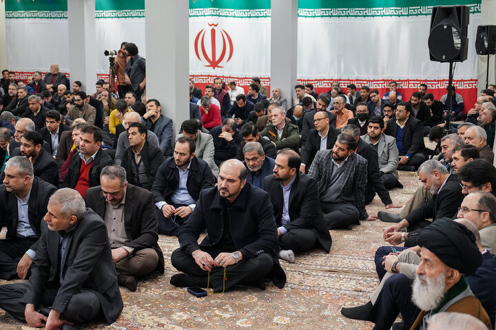 مراسم گرامیداشت دهه فجر در ستاد اجرایی فرمان امام