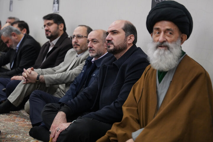 مراسم گرامیداشت دهه فجر در ستاد اجرایی فرمان امام