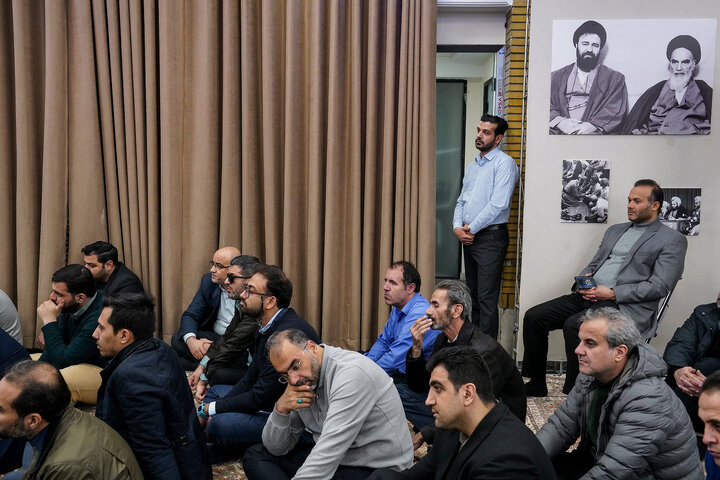 مراسم گرامیداشت دهه فجر در ستاد اجرایی فرمان امام