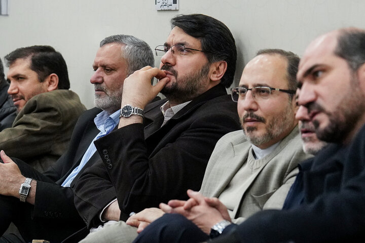 مراسم گرامیداشت دهه فجر در ستاد اجرایی فرمان امام