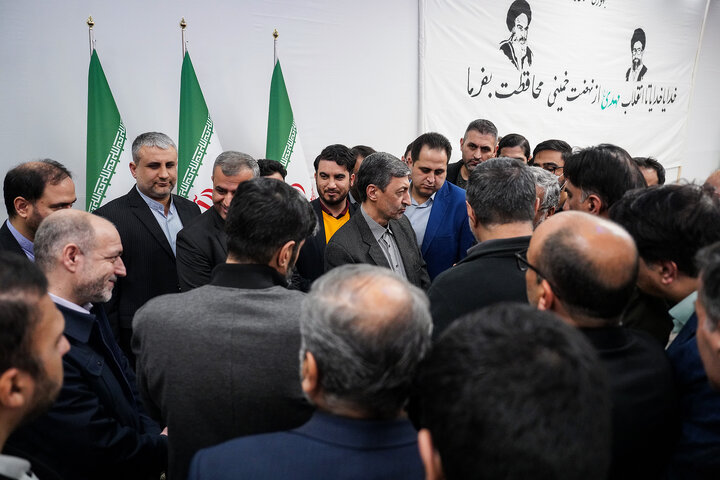 مراسم گرامیداشت دهه فجر در ستاد اجرایی فرمان امام