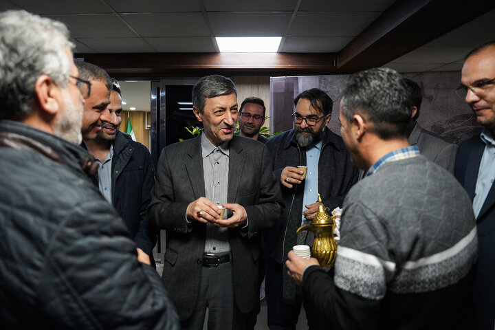 مراسم گرامیداشت دهه فجر در ستاد اجرایی فرمان امام