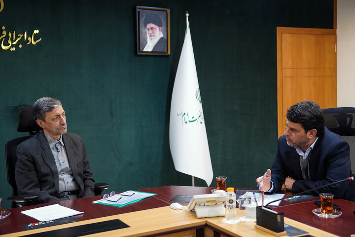 دیدار حامد یزدیان نماینده مردم اصفهان و ورزنه در مجلس شورای اسلامی با رئیس ستاد اجرایی فرمان امام