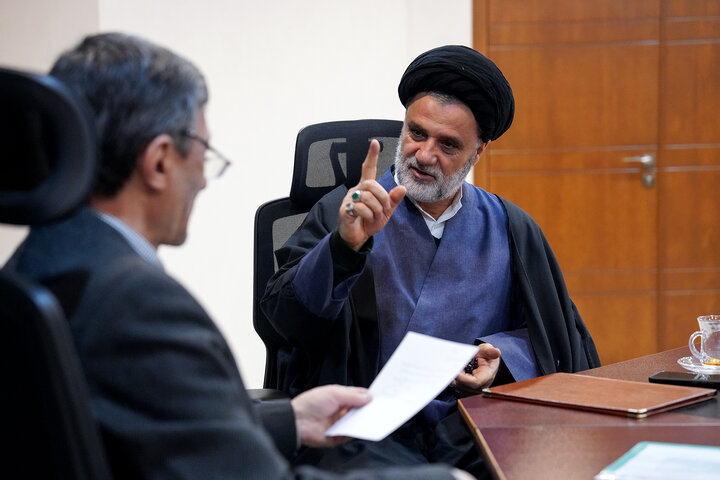 دیدار سید محمود نبویان نماینده مردم تهران، ری، شمیرانات، اسلامشهر و پردیس در مجلس شورای اسلامی با رئیس ستاد اجرایی فرمان امام