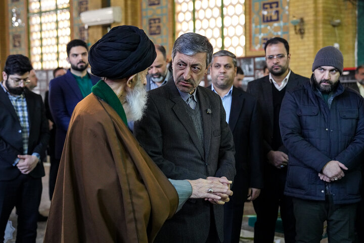 تجدید میثاق رئیس، مدیران و کارکنان ستاد اجرایی فرمان امام با آرمان‌های امام و شهدا