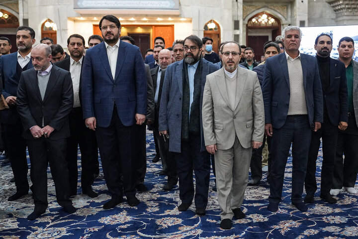 تجدید میثاق رئیس، مدیران و کارکنان ستاد اجرایی فرمان امام با آرمان‌های امام و شهدا