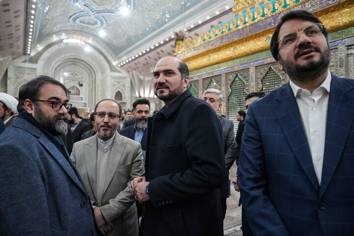 تجدید میثاق رئیس، مدیران و کارکنان ستاد اجرایی فرمان امام با آرمان‌های امام و شهدا