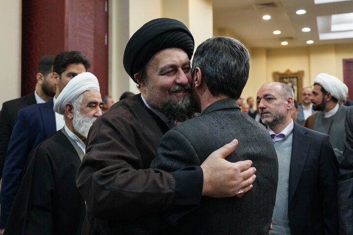 دیدار رئیس و کارکنان ستاد اجرایی فرمان امام با حجت الاسلام و المسلمین سید حسن خمینی