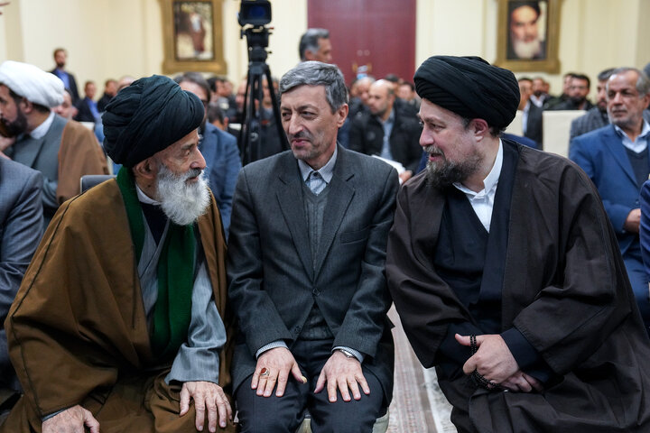 دیدار رئیس و کارکنان ستاد اجرایی فرمان امام با حجت الاسلام و المسلمین سید حسن خمینی