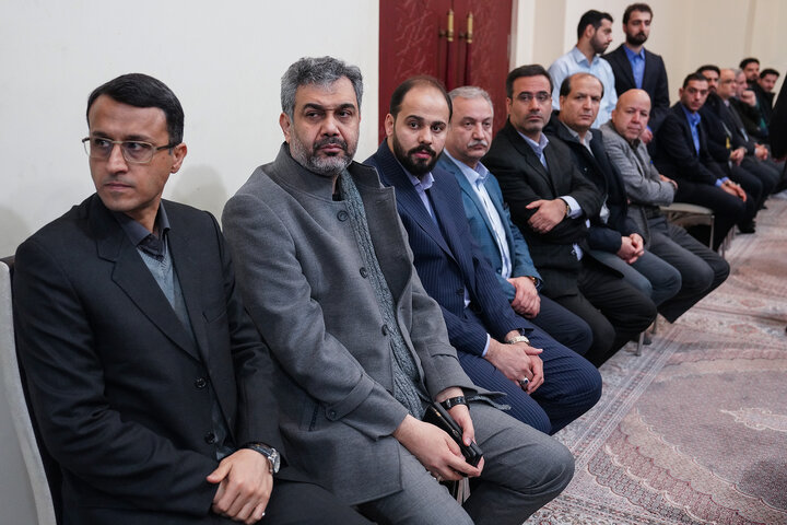 دیدار رئیس و کارکنان ستاد اجرایی فرمان امام با حجت الاسلام و المسلمین سید حسن خمینی