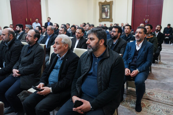 دیدار رئیس و کارکنان ستاد اجرایی فرمان امام با حجت الاسلام و المسلمین سید حسن خمینی