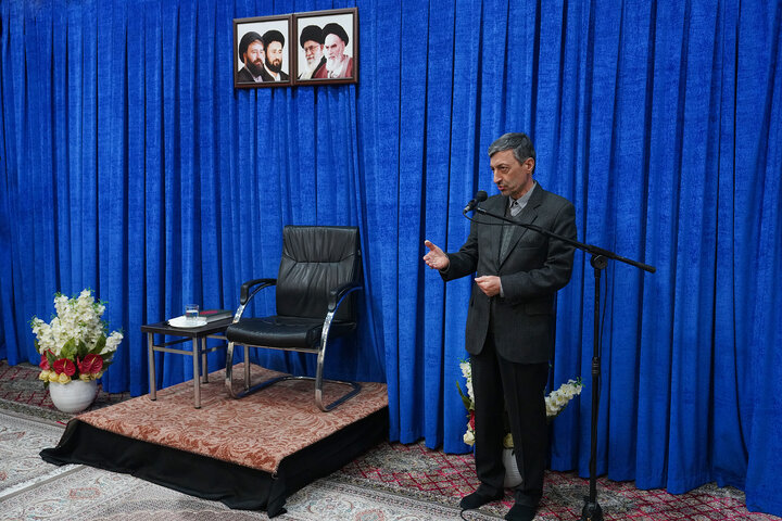 دیدار رئیس و کارکنان ستاد اجرایی فرمان امام با حجت الاسلام و المسلمین سید حسن خمینی