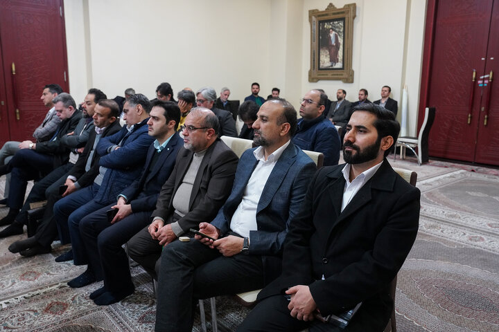 دیدار رئیس و کارکنان ستاد اجرایی فرمان امام با حجت الاسلام و المسلمین سید حسن خمینی