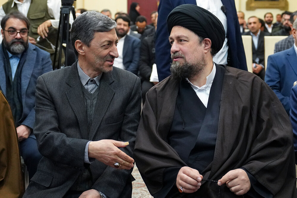 دیدار رئیس و کارکنان ستاد اجرایی فرمان امام با حجت الاسلام و المسلمین سید حسن خمینی