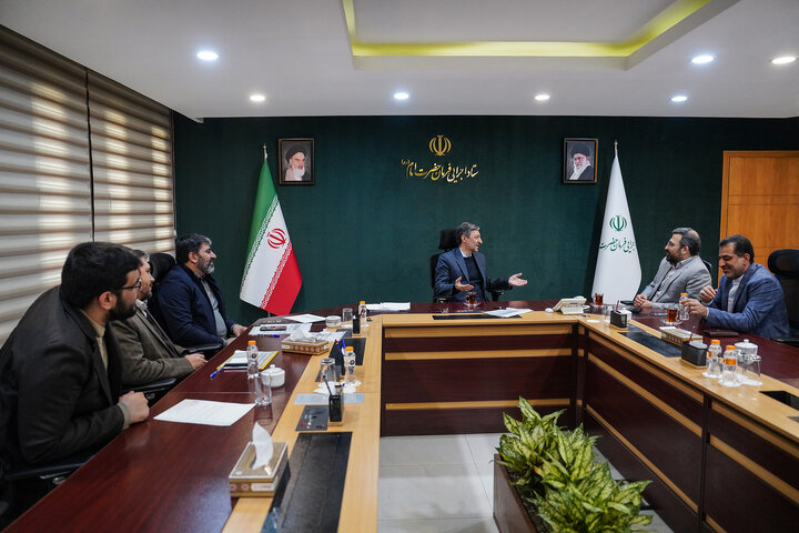 دیدار سید مرتضی محمودی و ابوالقاسم جراره نمایندگان مردم تهران، ری، شمیرانات، اسلامشهر و پردیس در مجلس شورای اسلامی با رئیس ستاد اجرایی فرمان امام