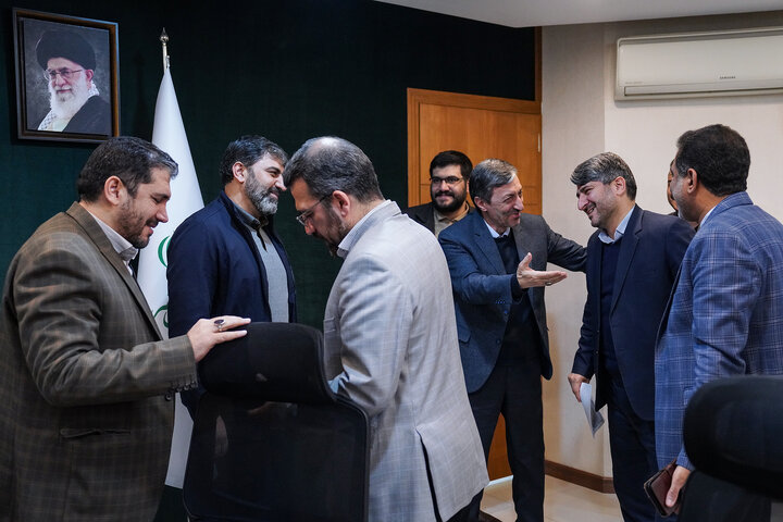 دیدار تعدادی از نمایندگان مجلس با رئیس ستاد اجرایی فرمان امام