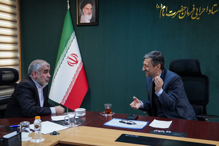 دیدار علی نیکزاد نماینده مردم اردبیل، نمین، نیر و سرعین در مجلس شورای اسلامی با رئیس ستاد اجرایی فرمان امام