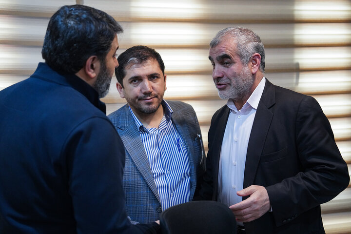 دیدار تعدادی از نمایندگان مجلس با رئیس ستاد اجرایی فرمان امام