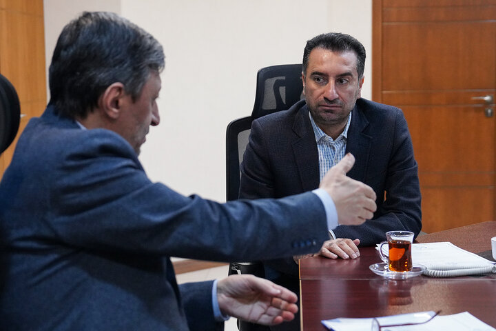 دیدار مسلم صالحی نماینده مردم اقلید در مجلس شورای اسلامی با رئیس ستاد اجرایی فرمان امام 